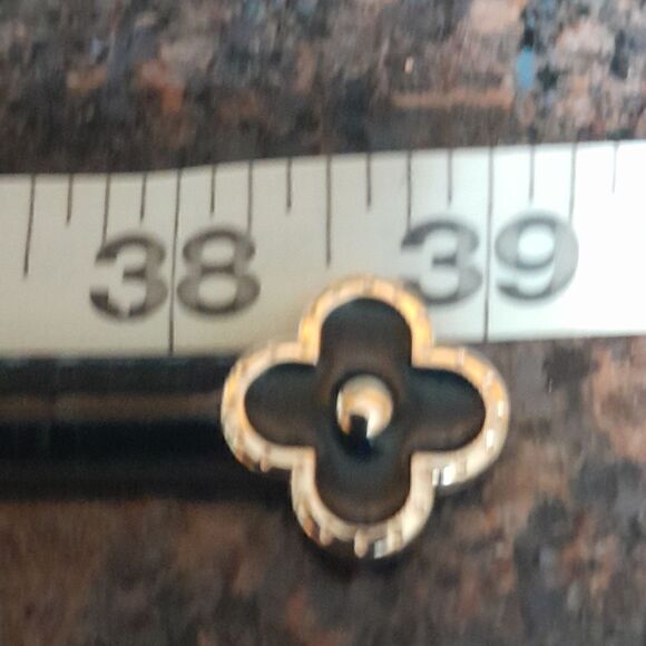Clover Belt...ONE SIZE FITS ALL... main image 8
